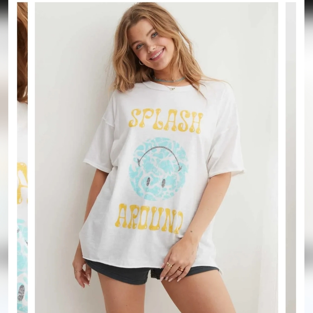 aerie White Graphic Tee with Yellow and Light Blue Print